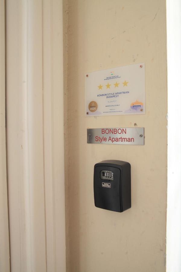 Bonbon Style Apartman Budapest Exteriör bild